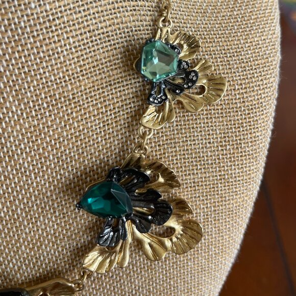 Chloe and Isabel Le Rococo Statement Necklace NEW - Picture 7 of 16